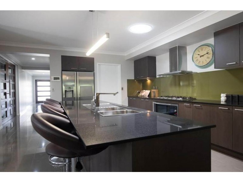 6A Belltop Court, Helensvale QLD 4212