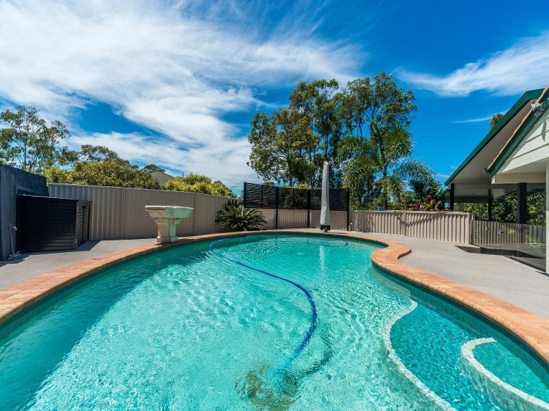 3 The Promontory, Helensvale QLD 4212