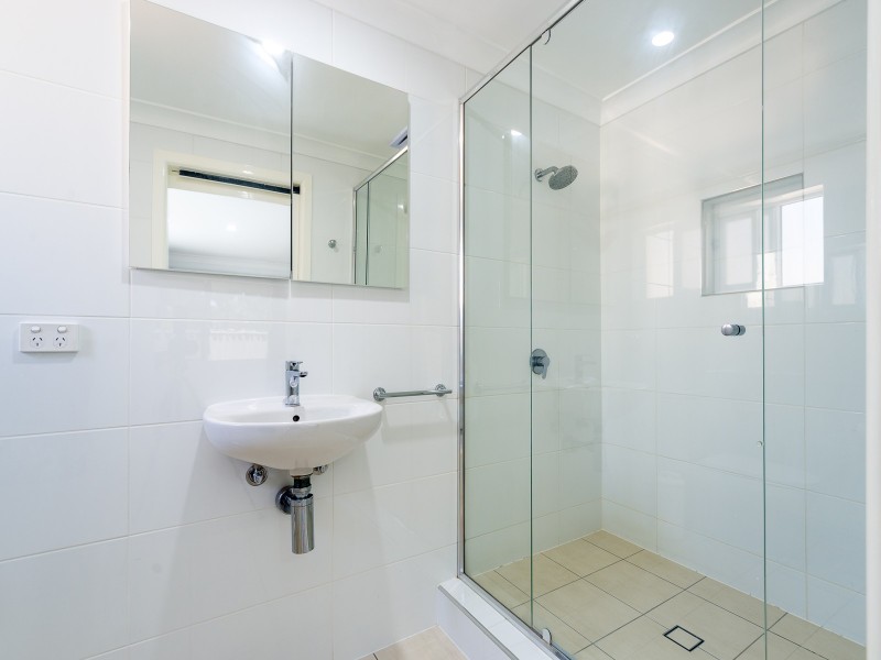 3 The Promontory, Helensvale QLD 4212