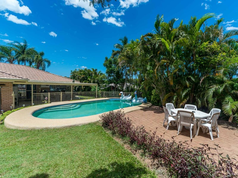 4 Goulburn Court, Helensvale QLD 4212
