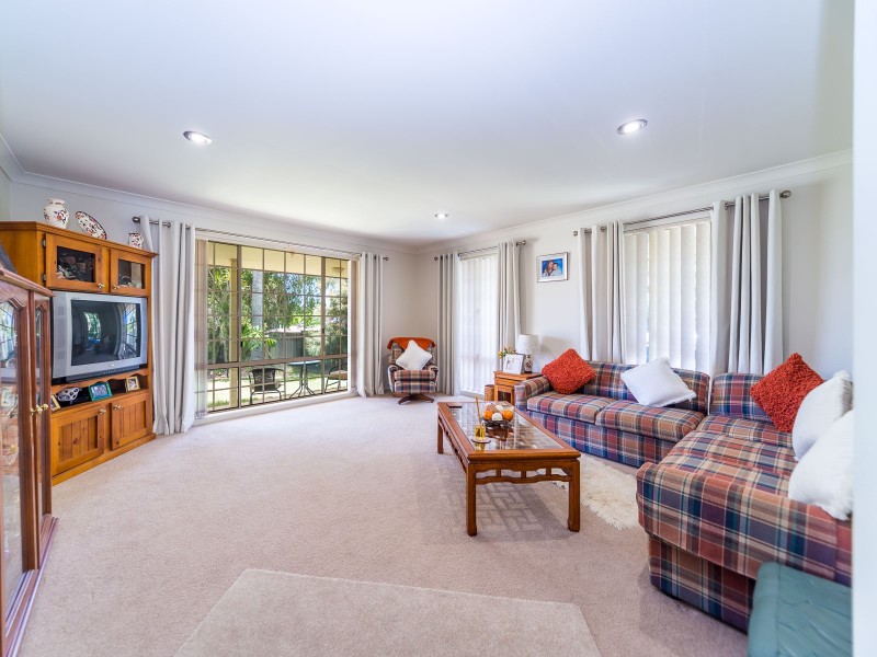 4 Goulburn Court, Helensvale QLD 4212