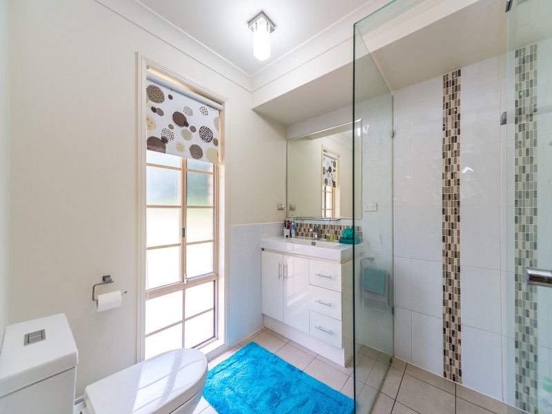 4 Goulburn Court, Helensvale QLD 4212