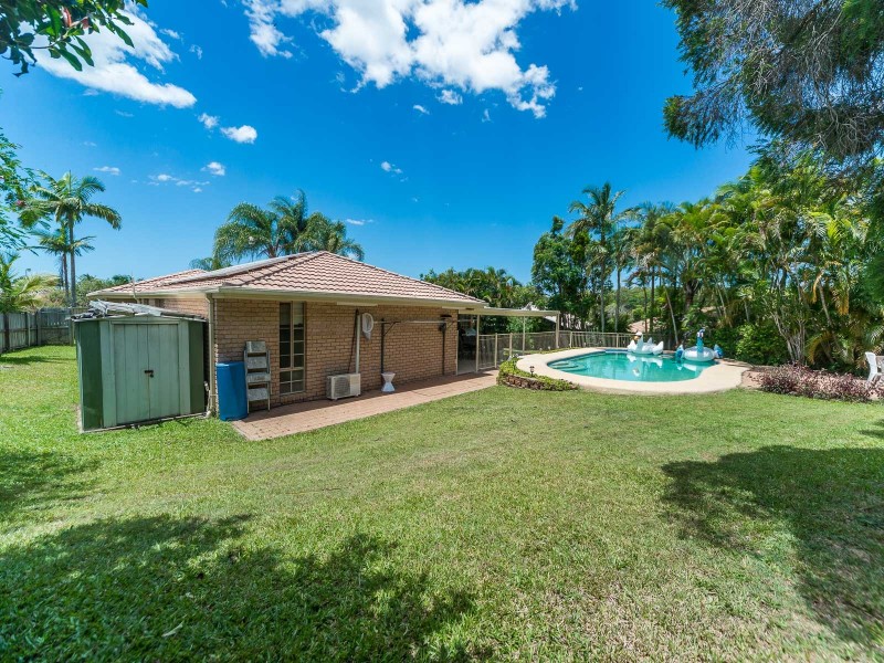 4 Goulburn Court, Helensvale QLD 4212