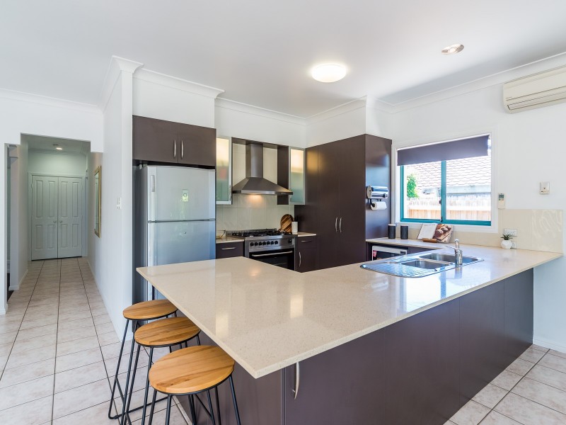 27 Monterey Keys Drive, Helensvale QLD 4212