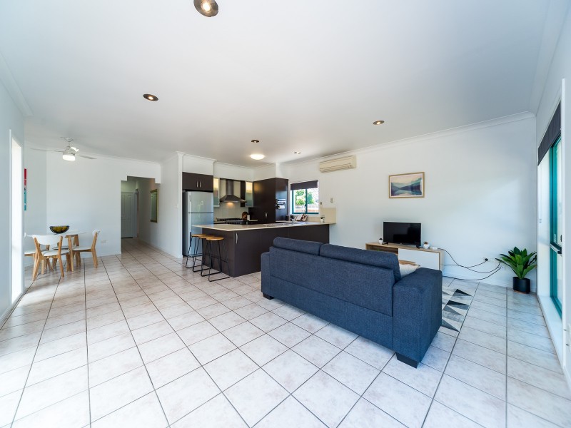 27 Monterey Keys Drive, Helensvale QLD 4212