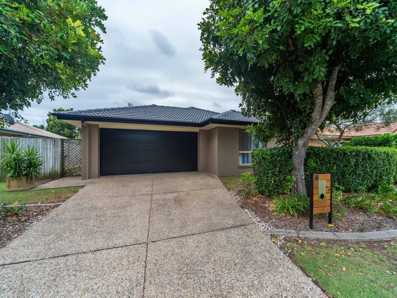 18 Serafina Drive, Helensvale QLD 4212
