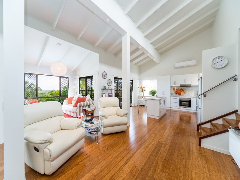 3 Leura Place, Helensvale QLD 4212