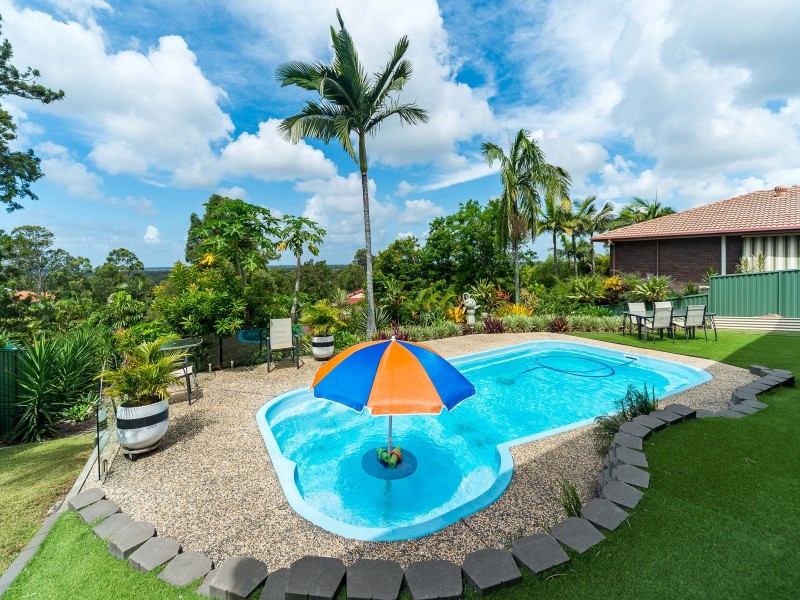 3 Leura Place, Helensvale QLD 4212