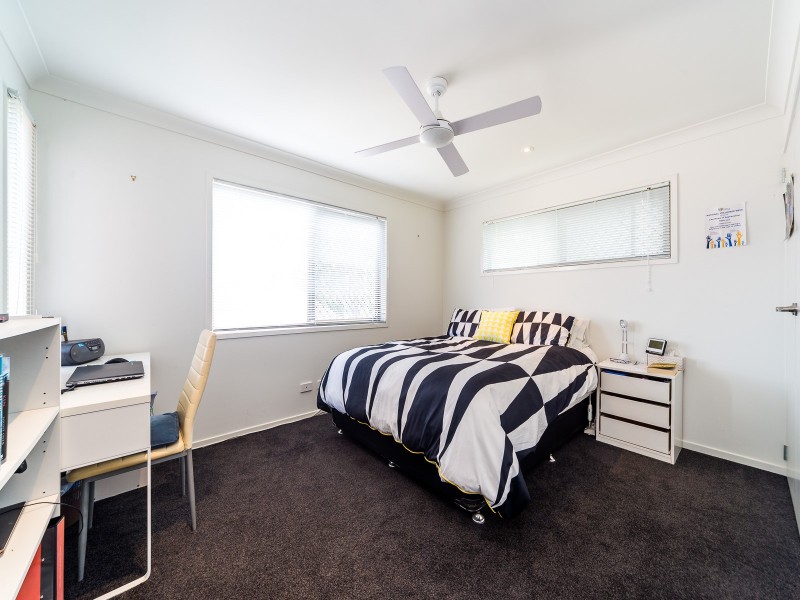 3 Leura Place, Helensvale QLD 4212