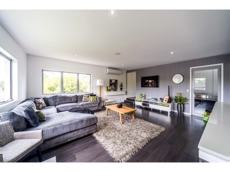 88 Robert Street, Labrador QLD 4215