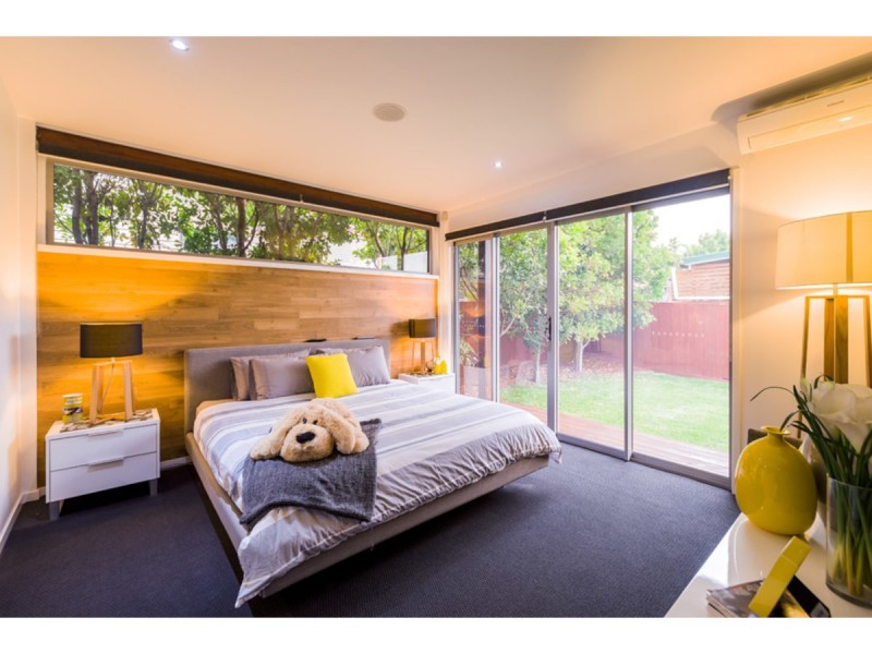 88 Robert Street, Labrador QLD 4215