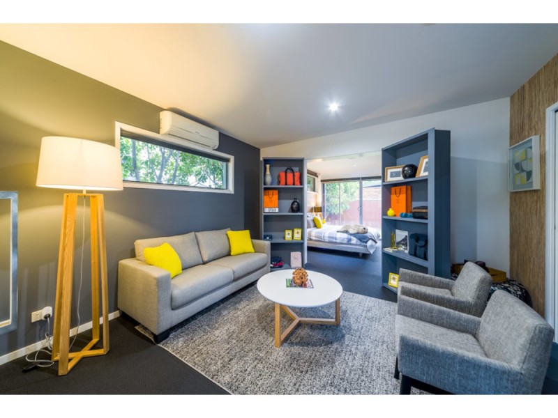 88 Robert Street, Labrador QLD 4215