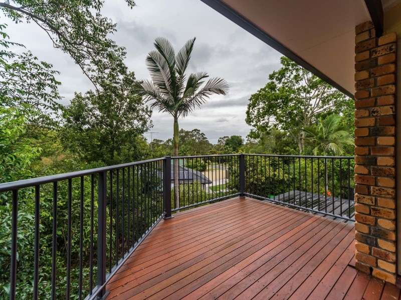 34 Camden Court, Helensvale QLD 4212