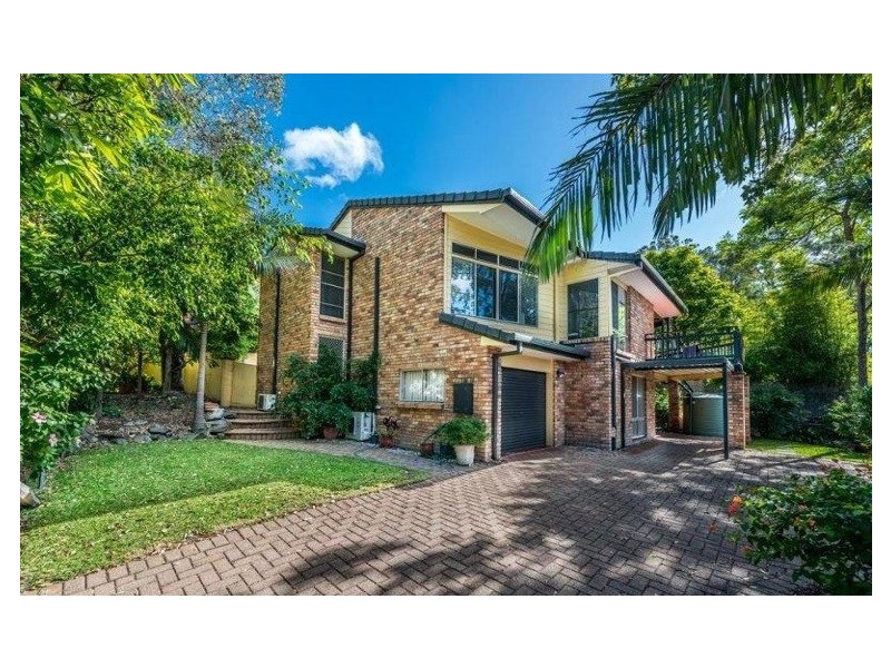 34 Camden Court, Helensvale QLD 4212