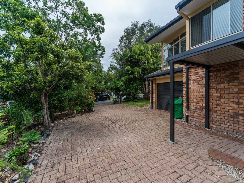 34 Camden Court, Helensvale QLD 4212