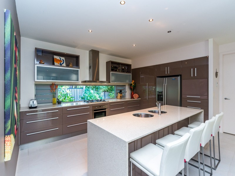 46 Ragamuffin Drive West, Coomera Waters QLD 4209