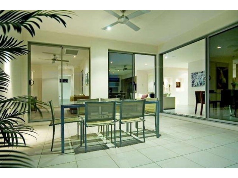 46 Ragamuffin Drive West, Coomera Waters QLD 4209
