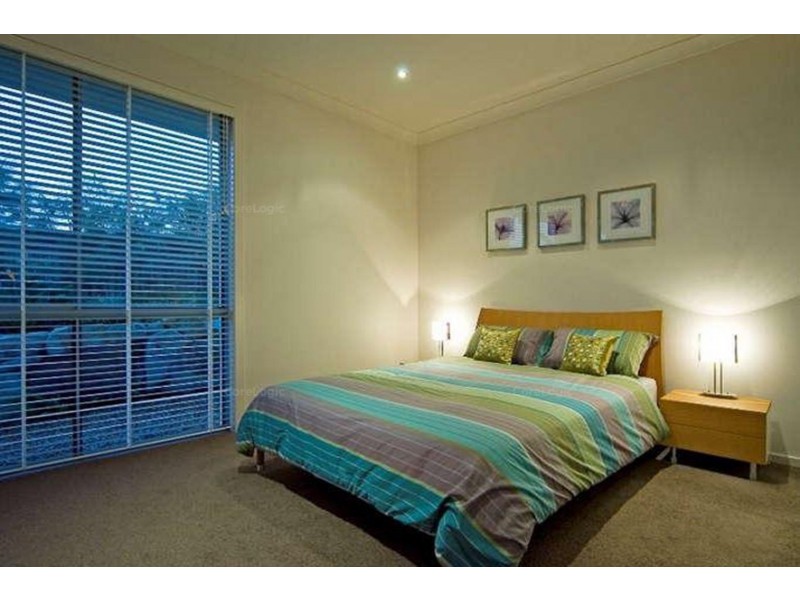 46 Ragamuffin Drive West, Coomera Waters QLD 4209