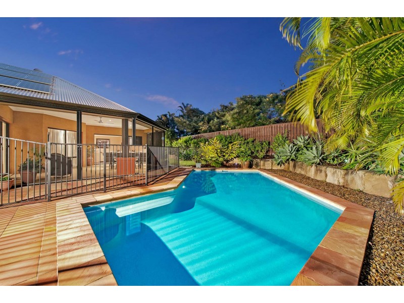 8 Nerida Lane, Coomera Waters QLD 4209