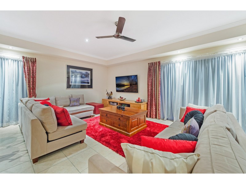 8 Nerida Lane, Coomera Waters QLD 4209