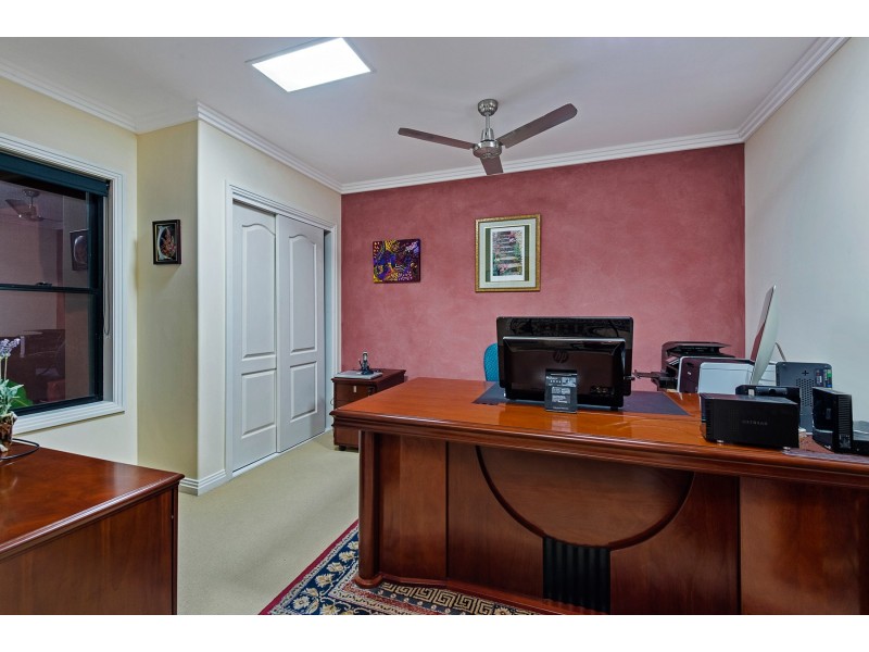 8 Nerida Lane, Coomera Waters QLD 4209