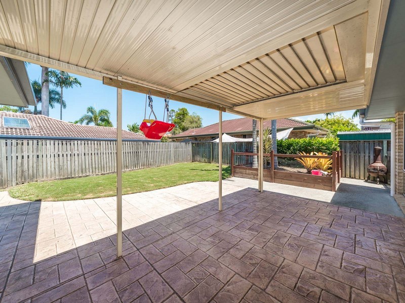 1 Galapagos Way, Pacific Pines QLD 4211