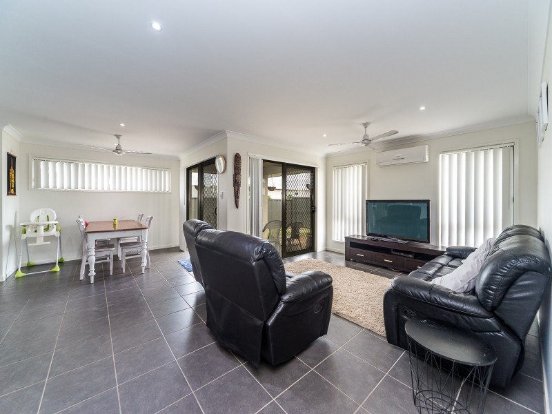 20 Azure Way, Coomera QLD 4209