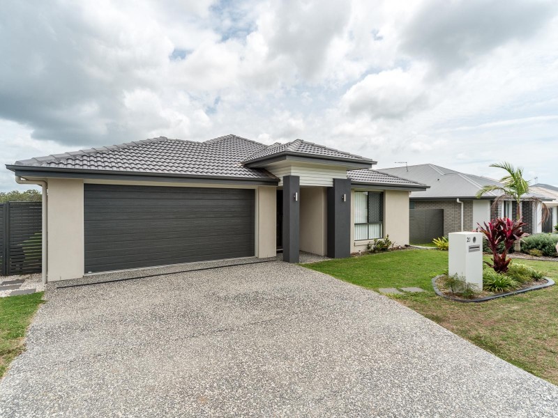 20 Azure Way, Coomera QLD 4209