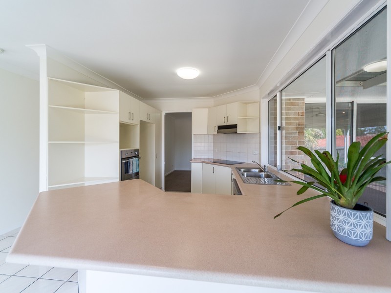 13 Glendale Place, Helensvale QLD 4212