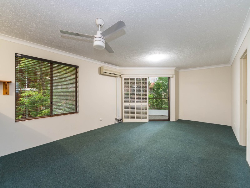 4/7 Lather Street, Southport QLD 4215