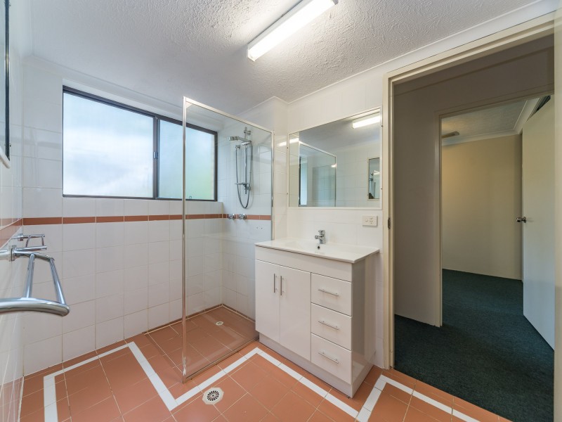 4/7 Lather Street, Southport QLD 4215