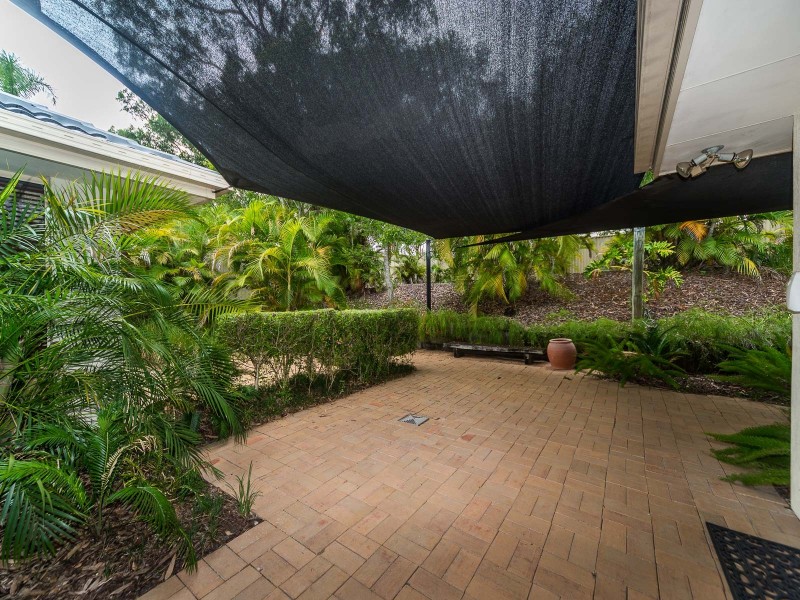 26 Edgeworth Place, Helensvale QLD 4212