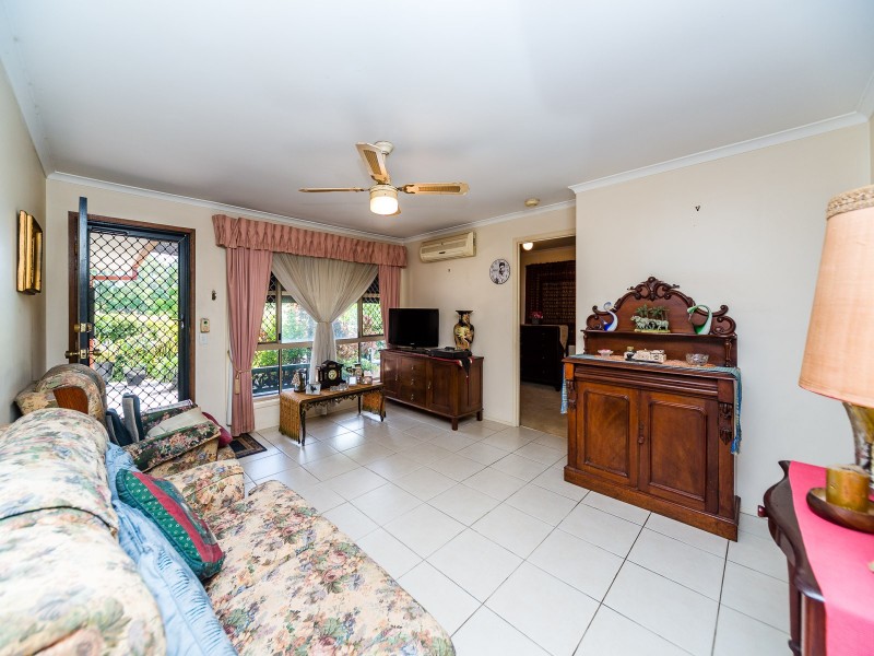 2/1 Metro Crescent, Oxenford QLD 4210