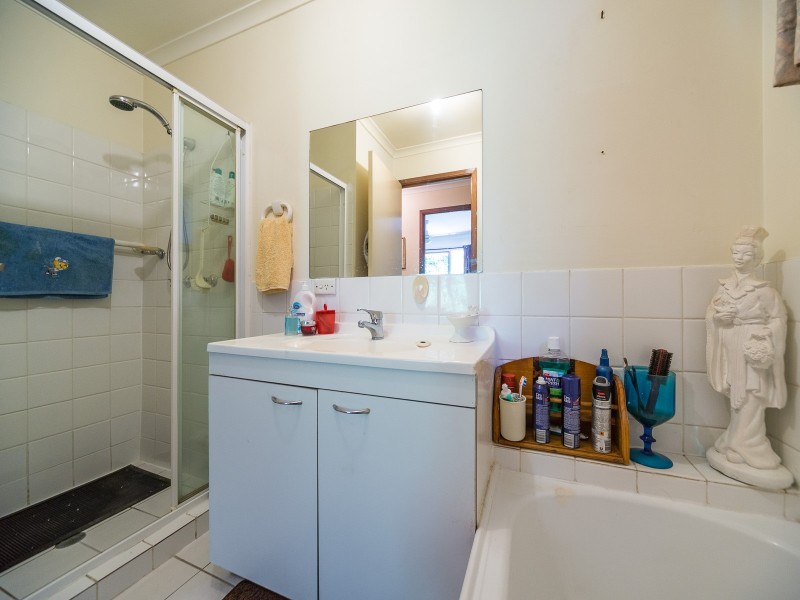 2/1 Metro Crescent, Oxenford QLD 4210
