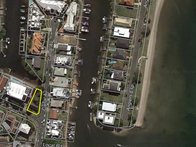 31 Madang Crescent, Runaway Bay QLD 4216