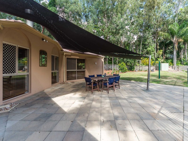 9 Airlie Place, Helensvale QLD 4212