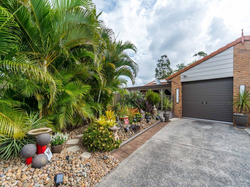 2/52 Kangaroo Avenue, Coombabah QLD 4216