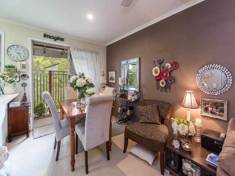 2/52 Kangaroo Avenue, Coombabah QLD 4216