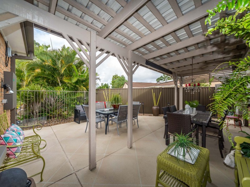 2/52 Kangaroo Avenue, Coombabah QLD 4216