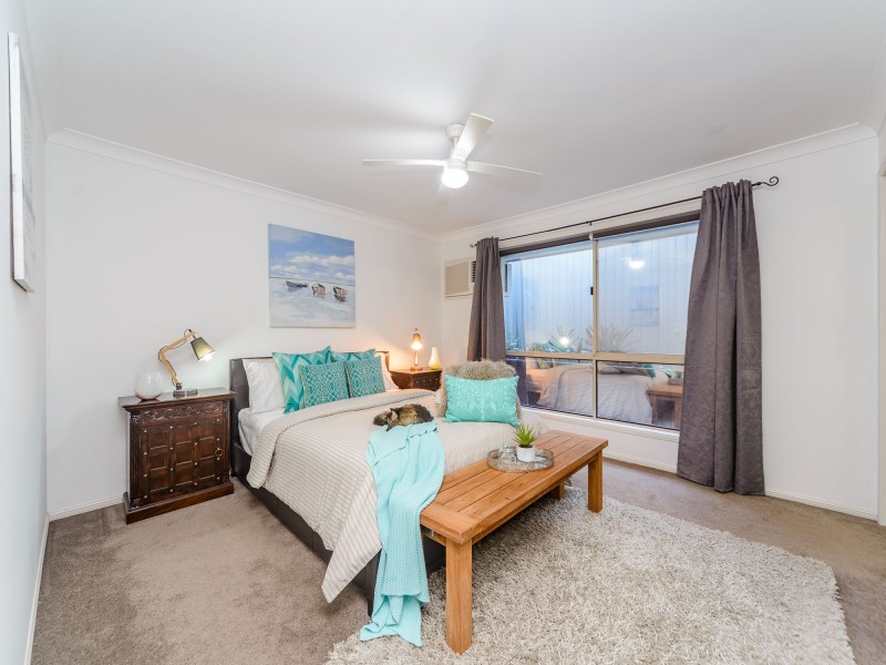 11 Dromana Crescent, Helensvale QLD 4212