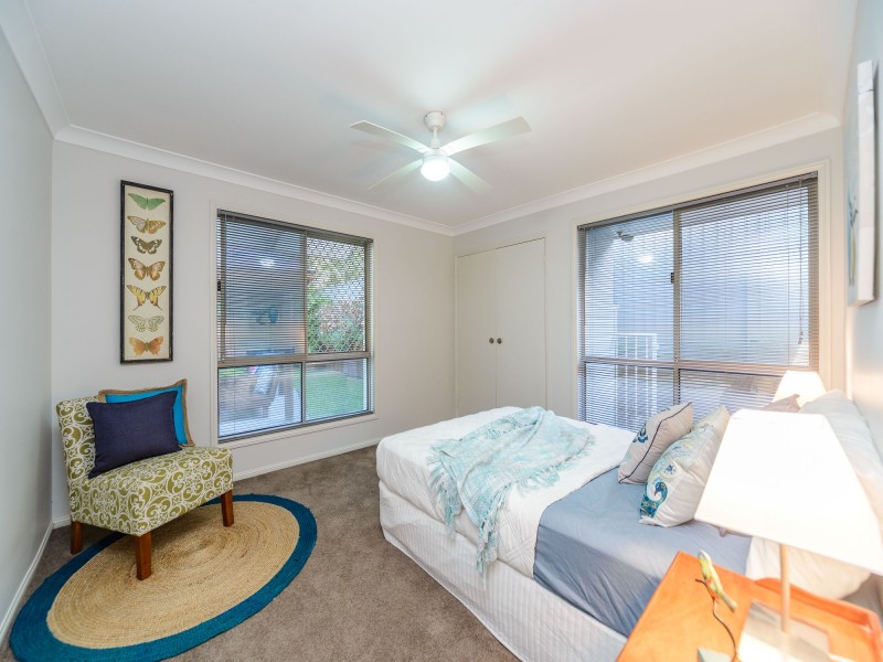 11 Dromana Crescent, Helensvale QLD 4212