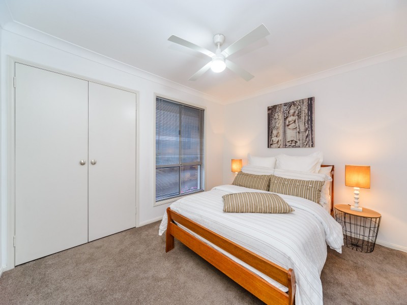 11 Dromana Crescent, Helensvale QLD 4212