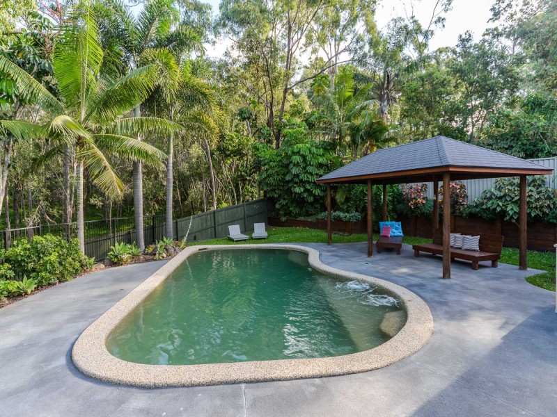 11 Dromana Crescent, Helensvale QLD 4212