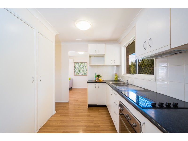 5 Rosedale Place, Helensvale QLD 4212