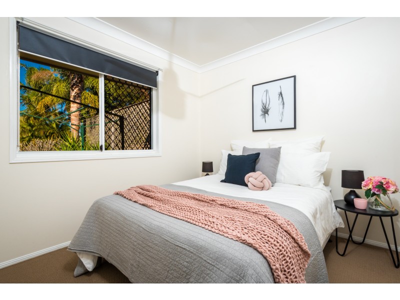5 Rosedale Place, Helensvale QLD 4212