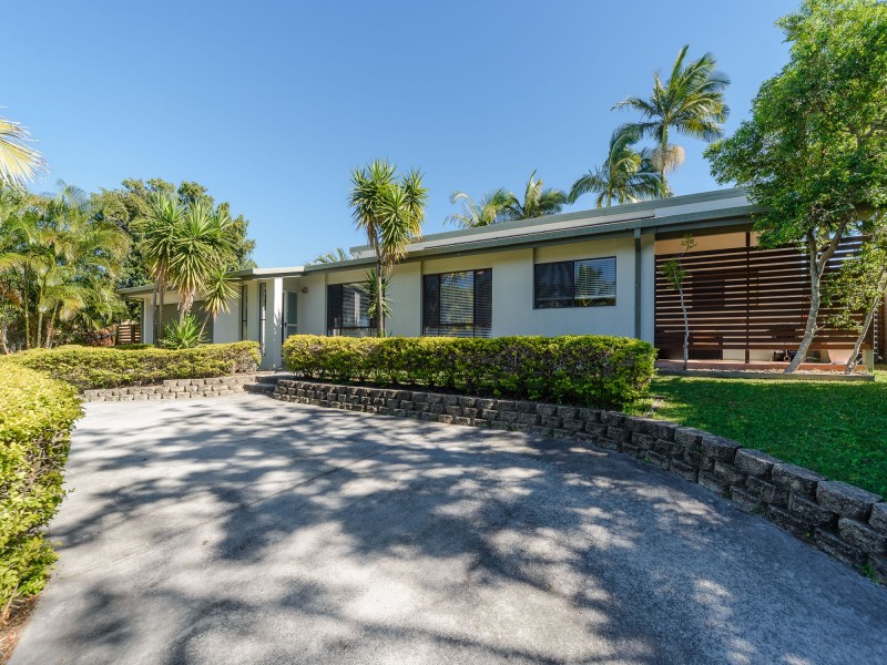 182 Discovery Drive, Helensvale QLD 4212