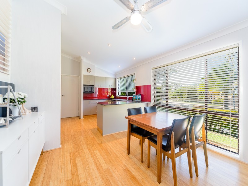 182 Discovery Drive, Helensvale QLD 4212