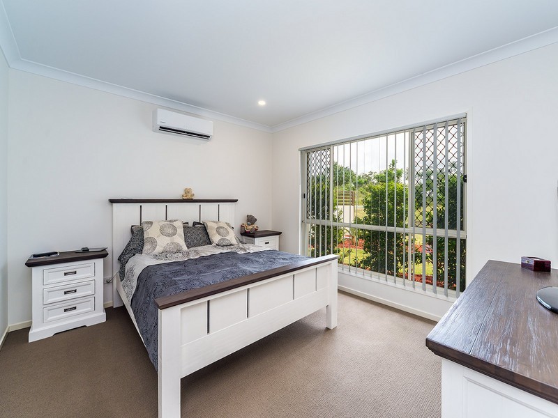 22 Longstaff Crescent, Pimpama QLD 4209