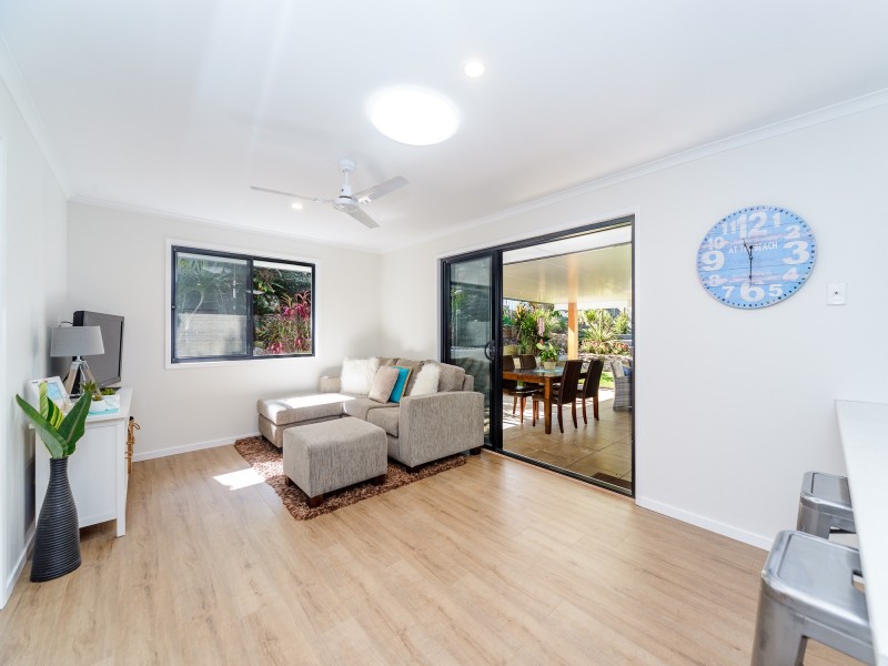 9 Robe Court, Helensvale QLD 4212