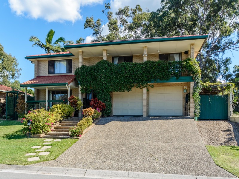 24 Parkes Drive, Helensvale QLD 4212